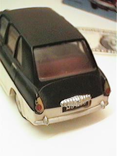 UK Package Top