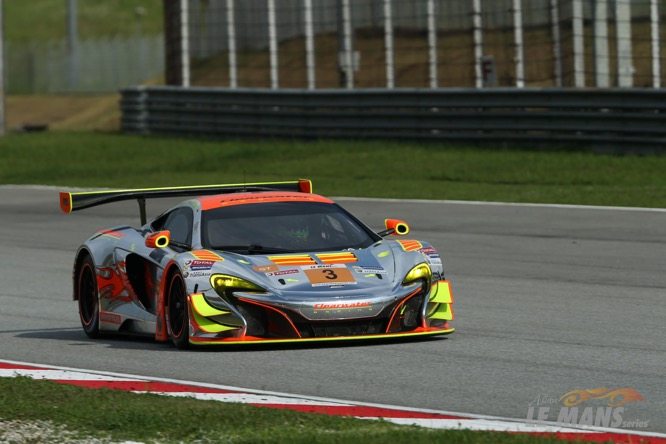 View large preview McLaren 650S GT3 at round 2 of Asian Le Mans Series in Sepang