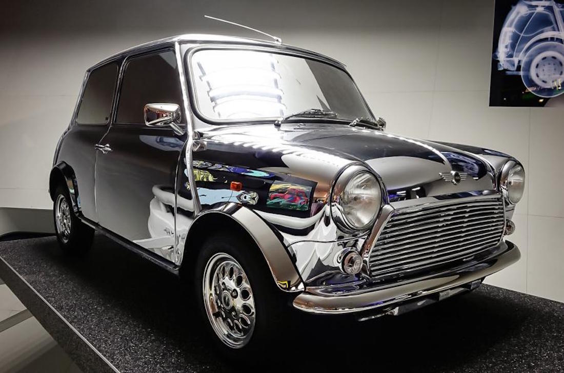 Conceptualized and created in 1999 for the brand’s 40th Birthday, the David Bowie Art Mini remains an eccentric reflection of both the musician and brand’s tie-in with modern music culture. Photo credit: autocar.co.uk