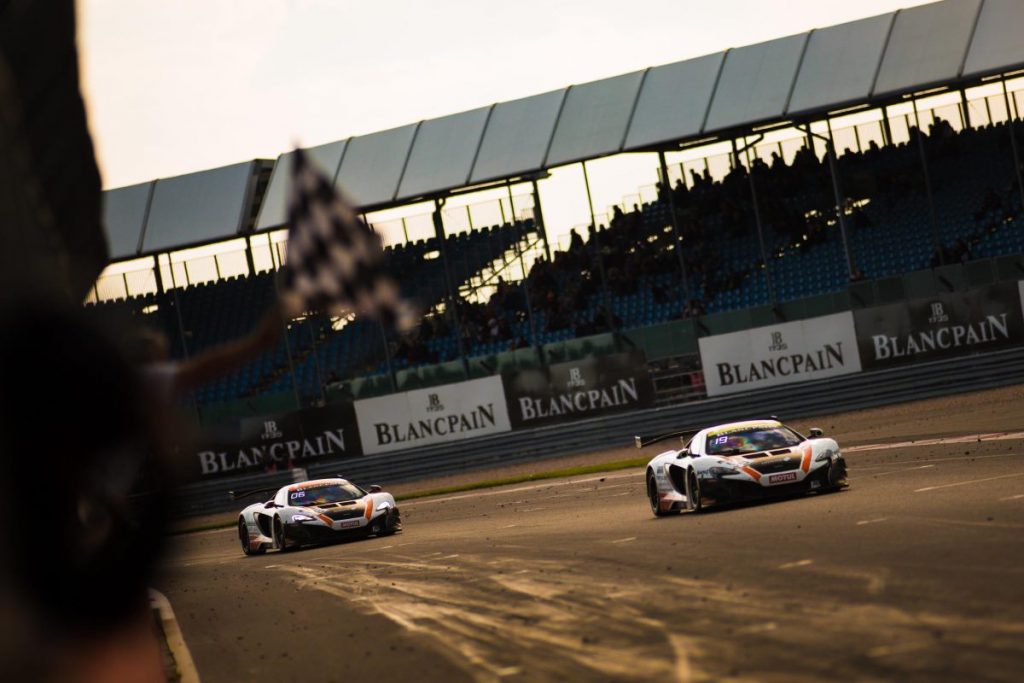Top 10 finish on home soil keeps McLaren GT Factory Driver Rob Bell in Blancpain Title Hunt