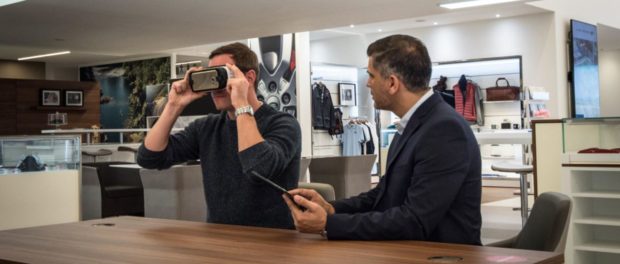 JLR customers immerse themselves in Virtual Vehicles