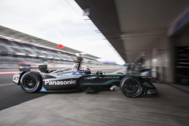 Panasonic Jaguar Racing Stays Cool to Take Maiden Points in Mexico City - Adam Carroll Enters Garage 01-04-17