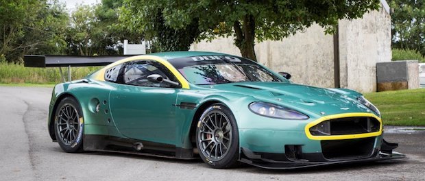 Iconic Aston racers at Fiskens 2005 DBR9
