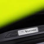 Aston Martin Vantage Lime Essence 19