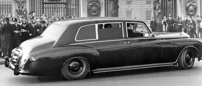1965 PHANTOM V 5VD73 ROLLS ROYCE BLACK BADGE BORN FROM HERITAGE