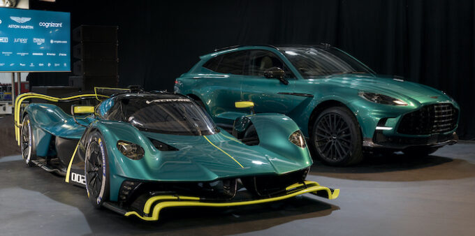 Aston Martin AMR22 Formula One 8