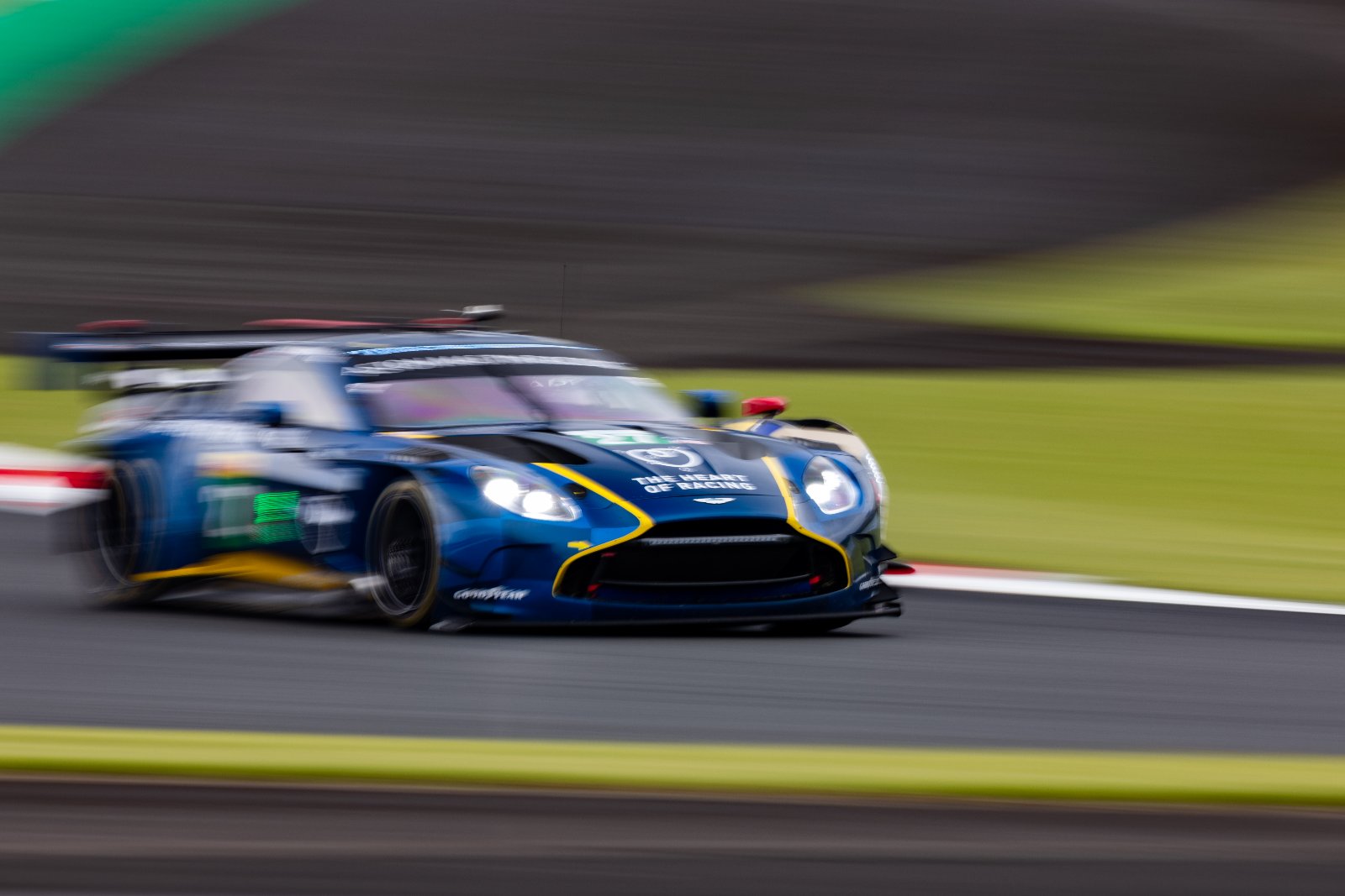 The #27 Aston Martin Vantage GT3 of The Heart of Racing at speed at Fuji Speedway